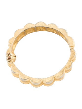 Trifari Textured Scalloped Bangle Bracelet