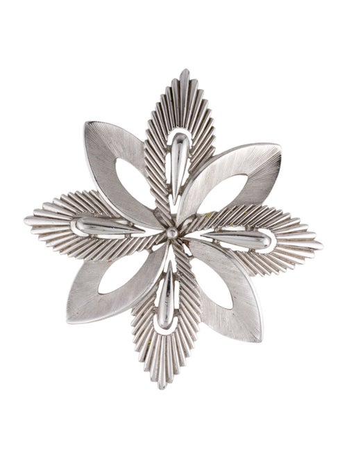 Trifari Pin Brooch
