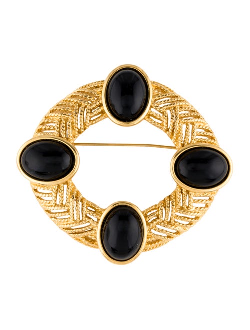 Trifari Resin Pin Brooch