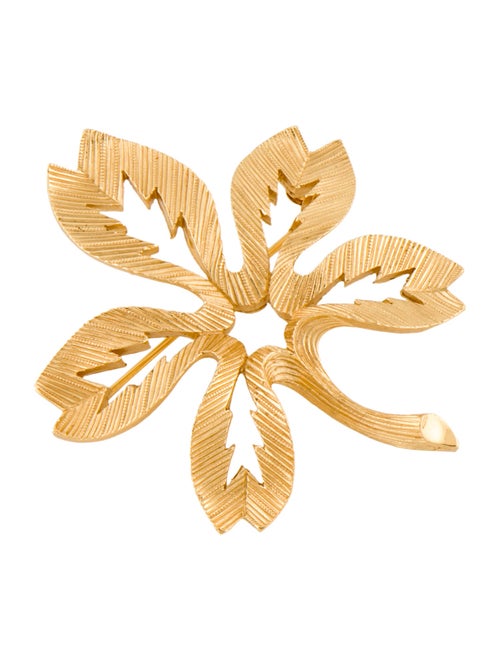 Trifari Flower Brooch Pin