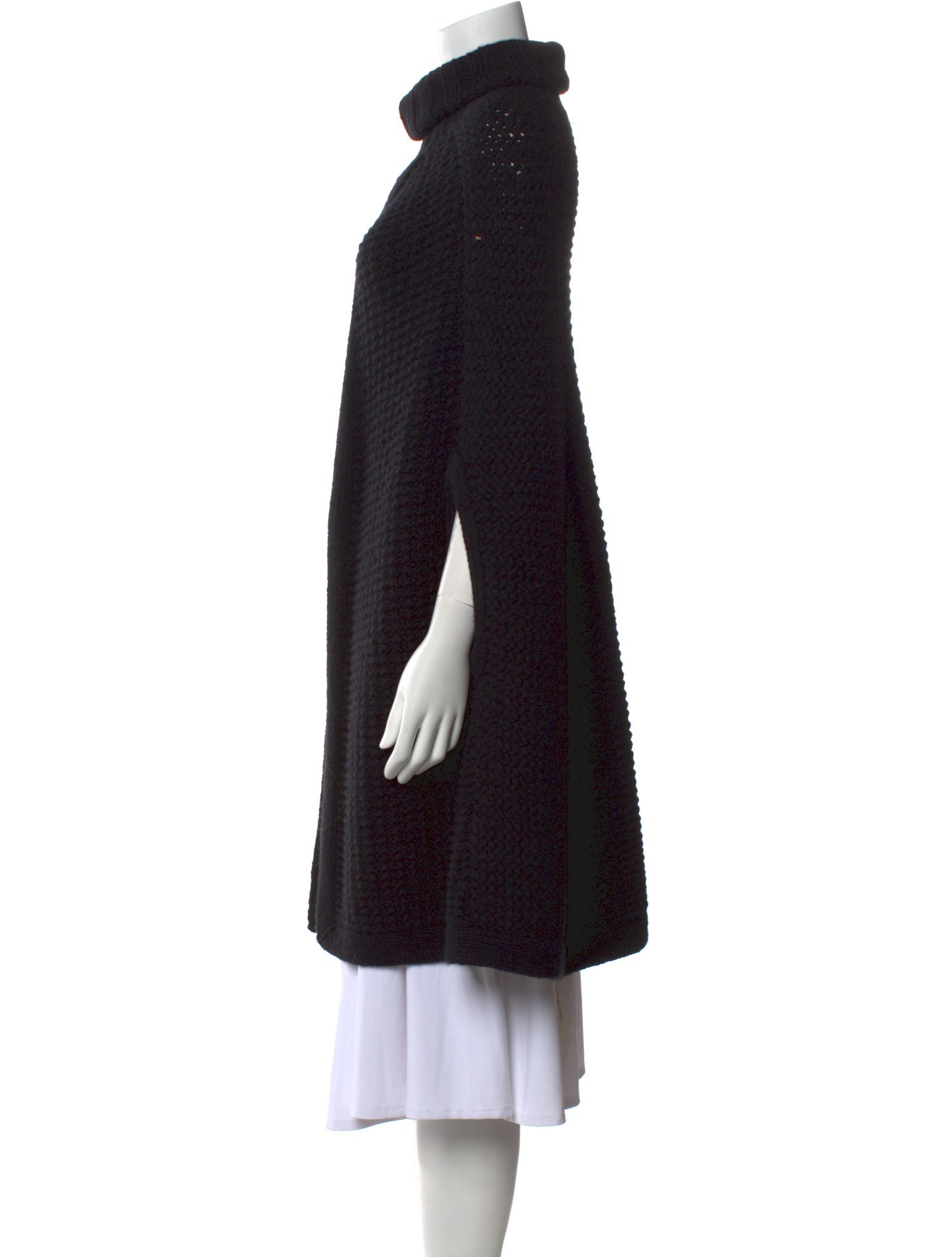 TSE Cashmere Cashmere Turtleneck Sweater