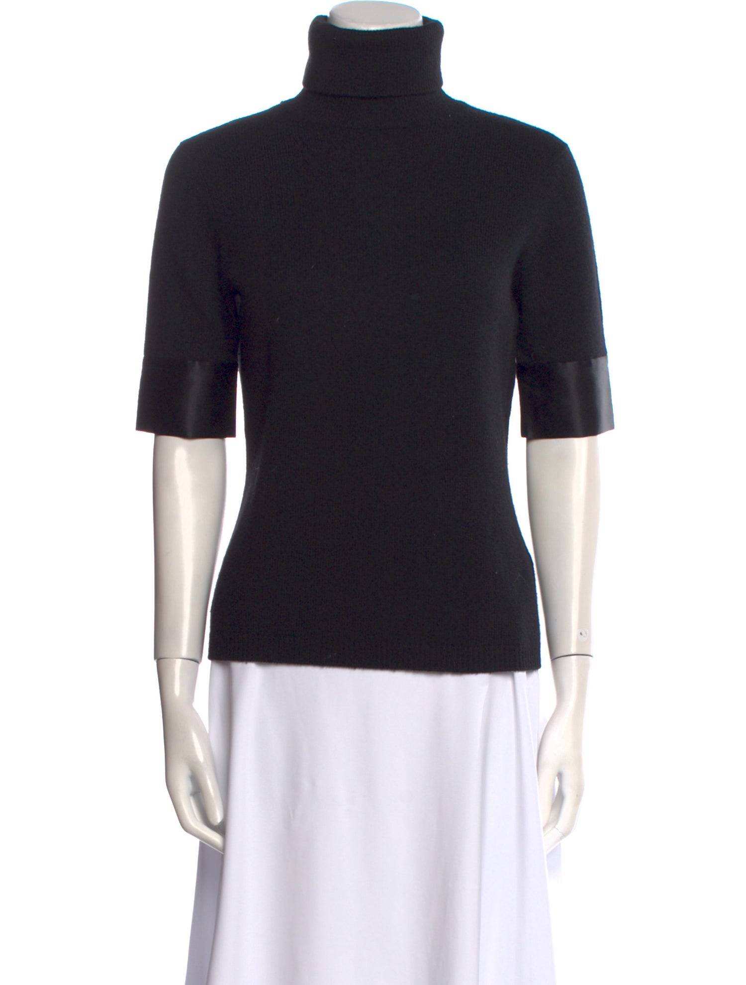 TSE Cashmere Cashmere Turtleneck Sweater