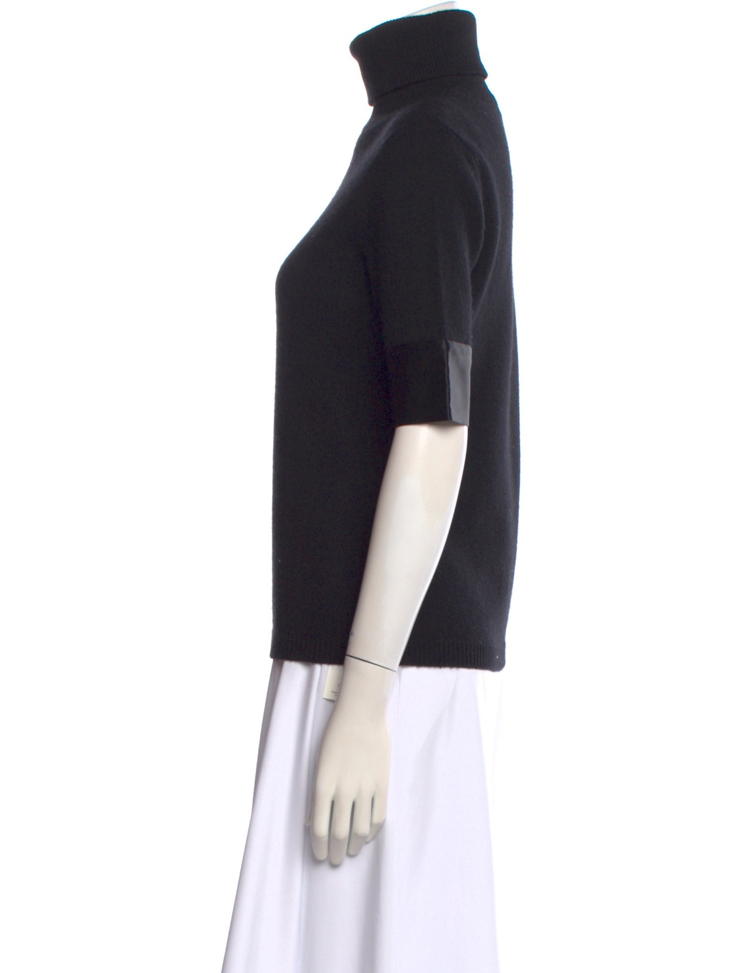 TSE Cashmere Cashmere Turtleneck Sweater