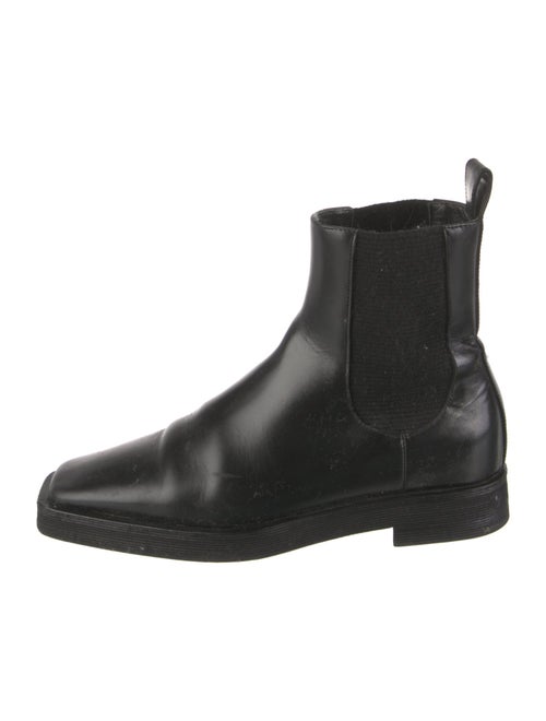 TOTEME Leather Chelsea Boots