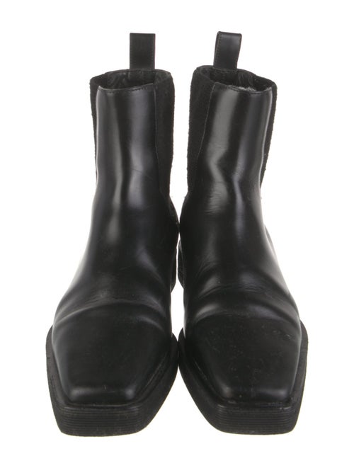 TOTEME Leather Chelsea Boots