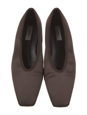 TOTEME Velvet Ballet Flats