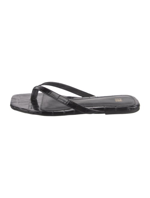 TOTEME Leather Flip Flops