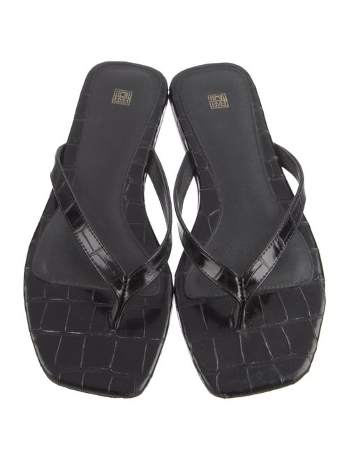 TOTEME Leather Flip Flops