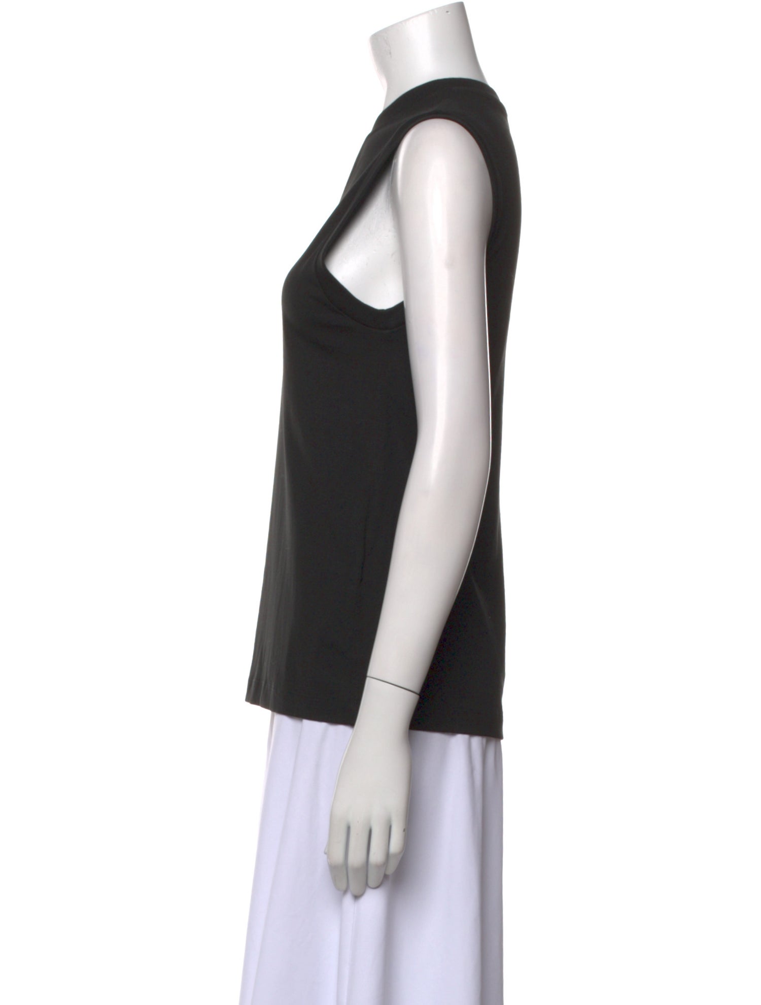 TOTEME Crew Neck Sleeveless Top