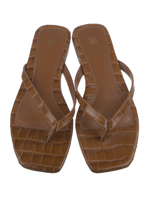 TOTEME Leather Flip Flops