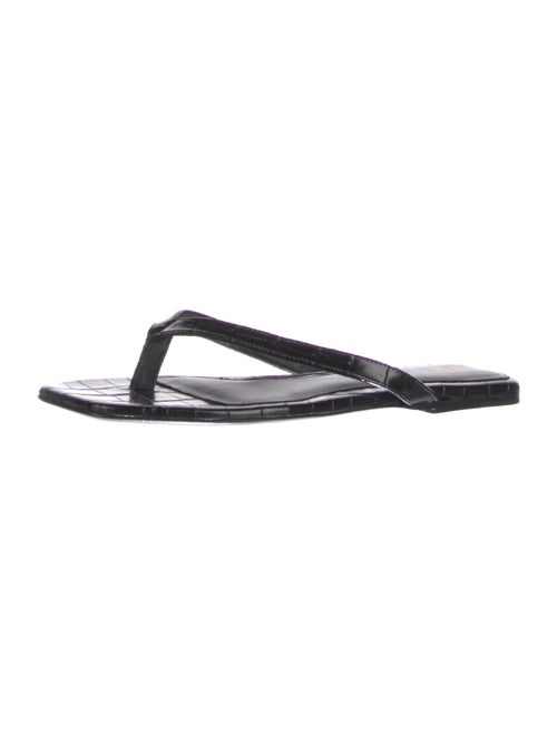 TOTEME Leather Flip Flops