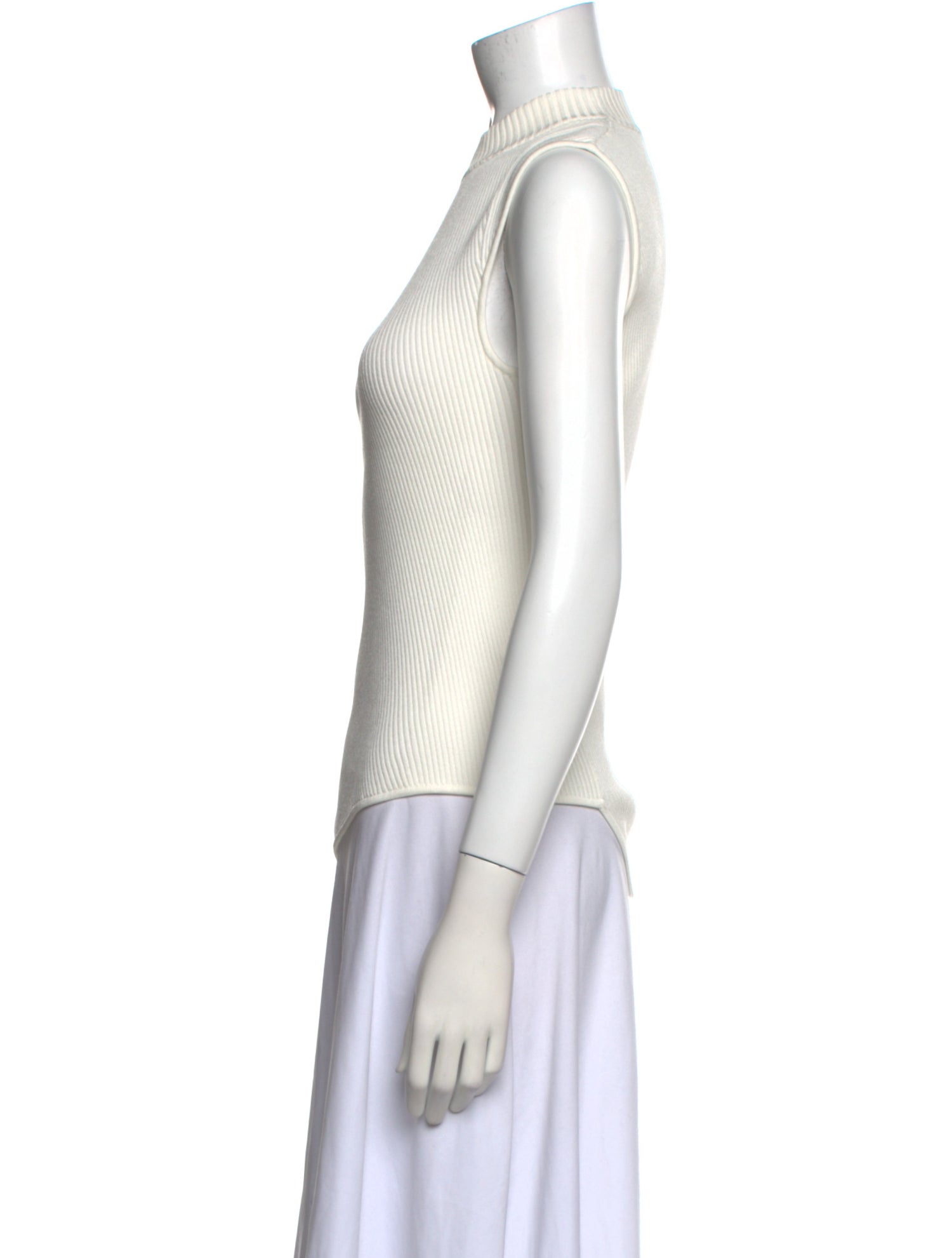 TOTEME Crew Neck Sleeveless Top