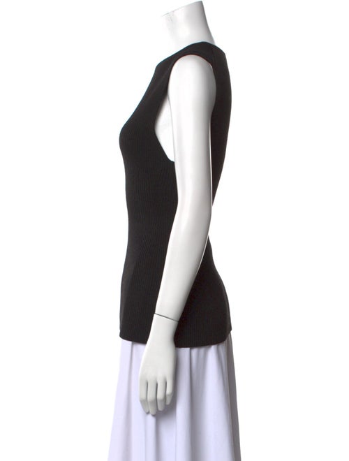 TOTEME Crew Neck Sleeveless Top