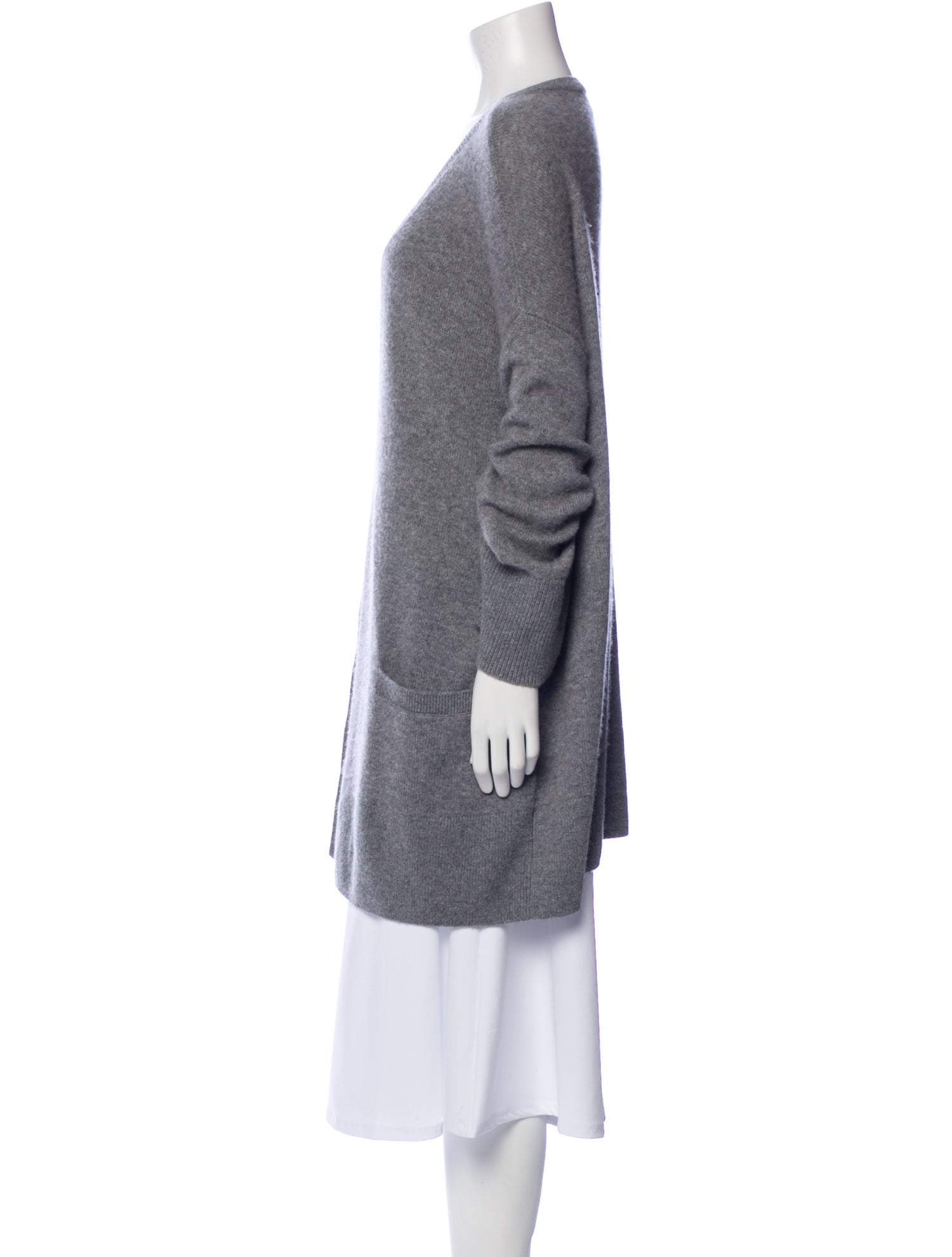 TOTEME Cashmere V-Neck Sweater