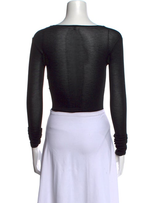 TOTEME Scoop Neck Long Sleeve Crop Top