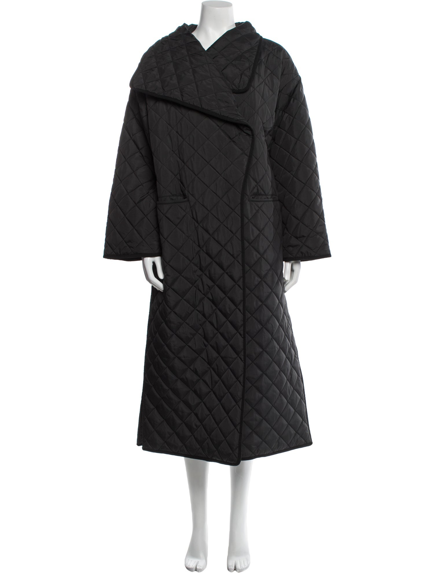 TOTEME Signature Quilted Coat