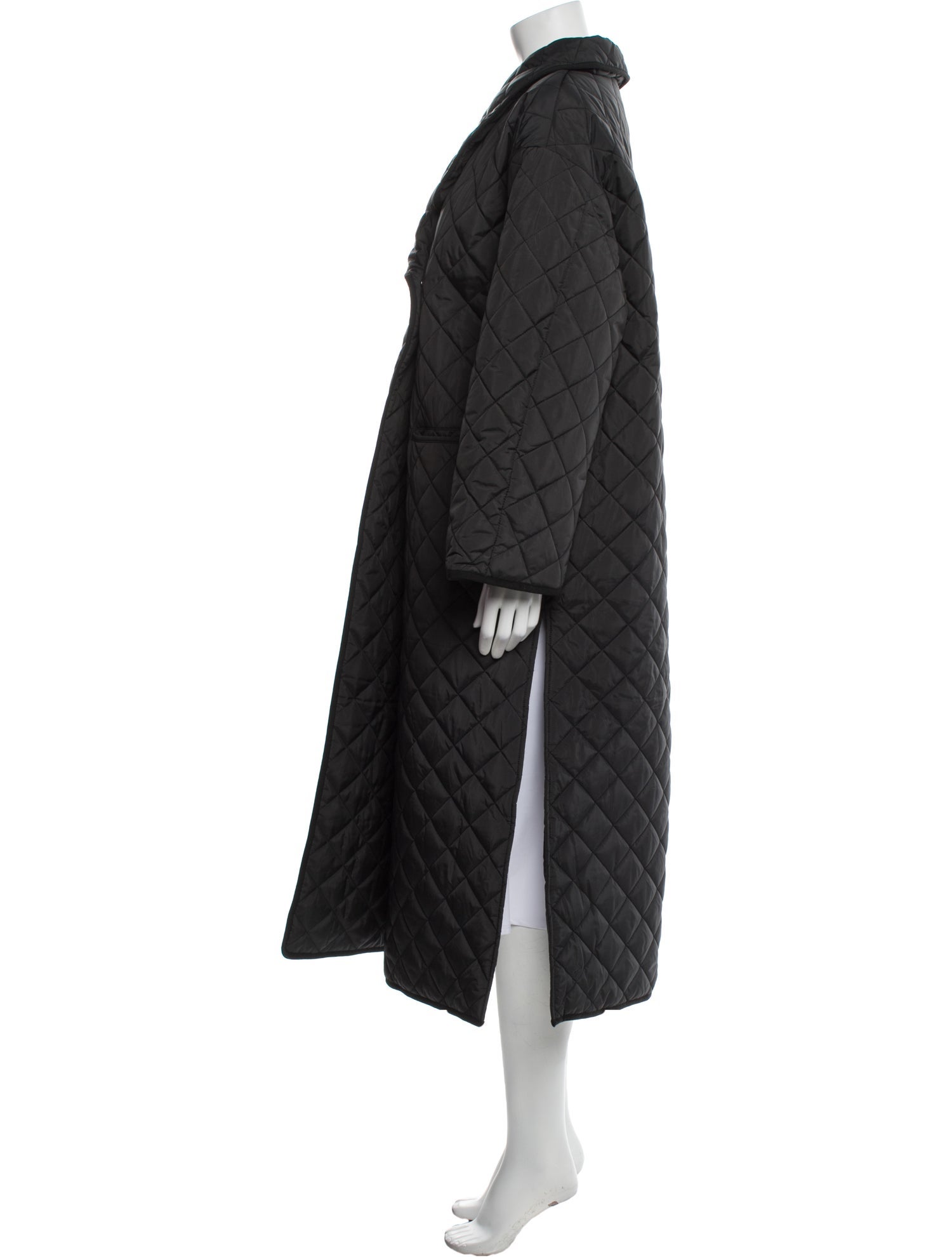 TOTEME Signature Quilted Coat