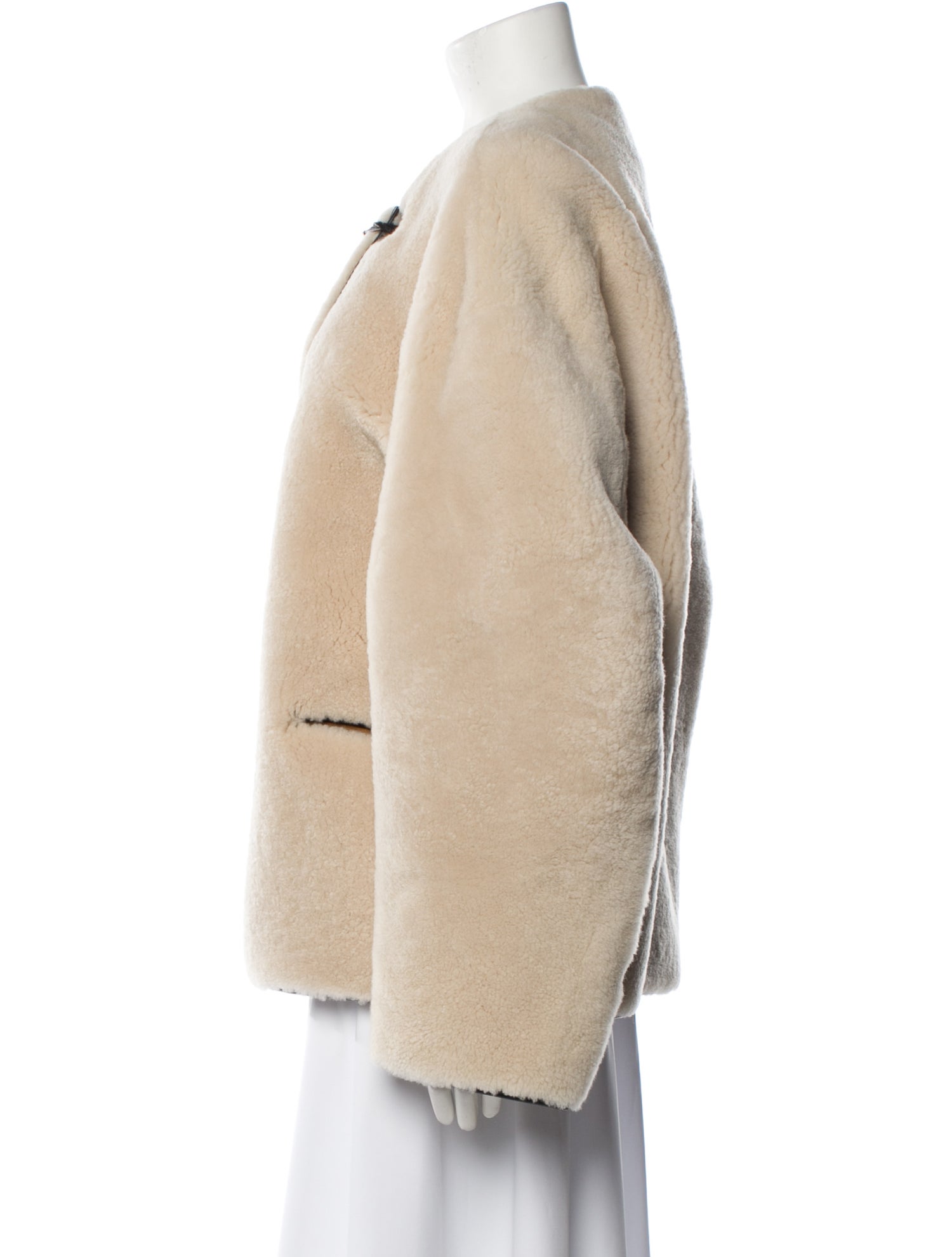 TOTEME Teddy Clasp Shearling Fur Jacket