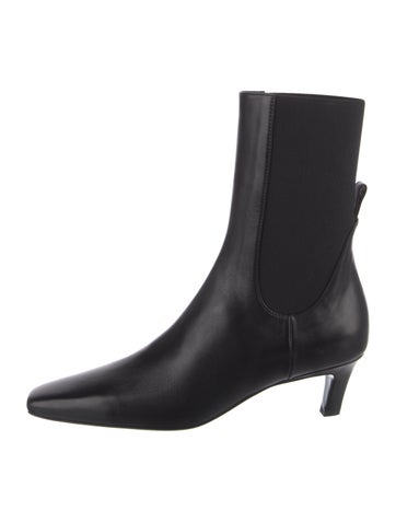 Pre-owned Totême Leather Chelsea Boots In Black