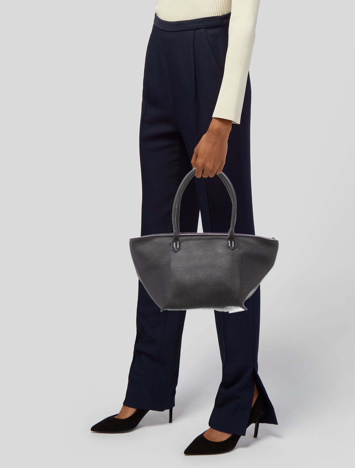 TOTEME Leather Tote - Black Totes, Handbags - TTM62029 | The RealReal
