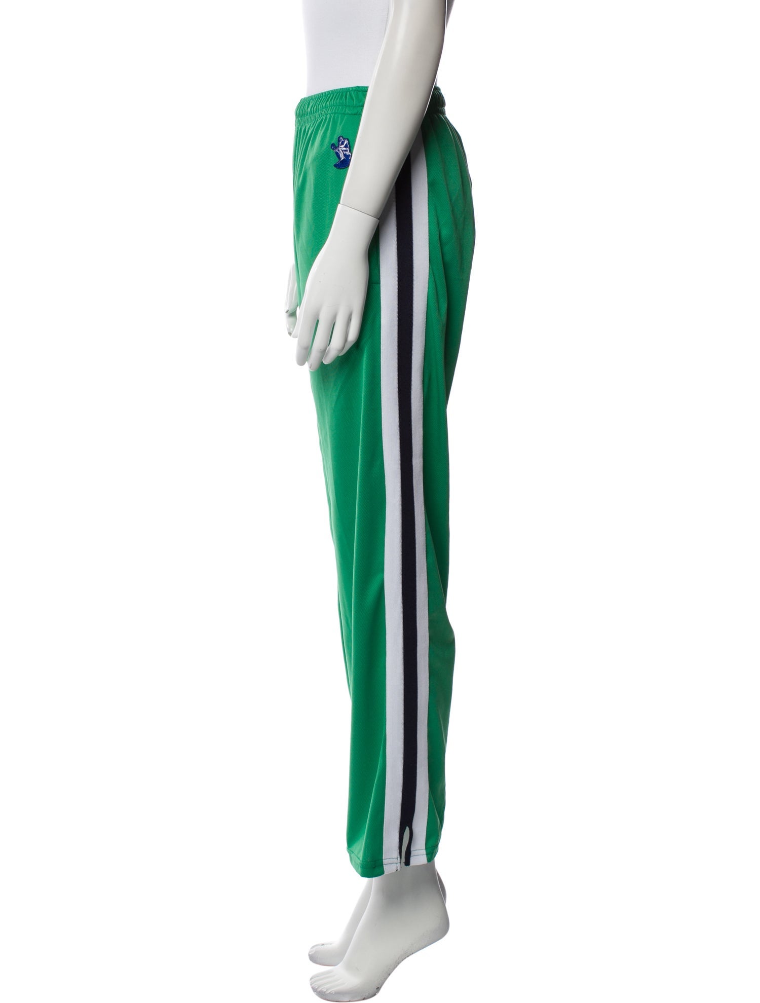 Relax Lacrosse Brand Embroidered Accent Lounge Set