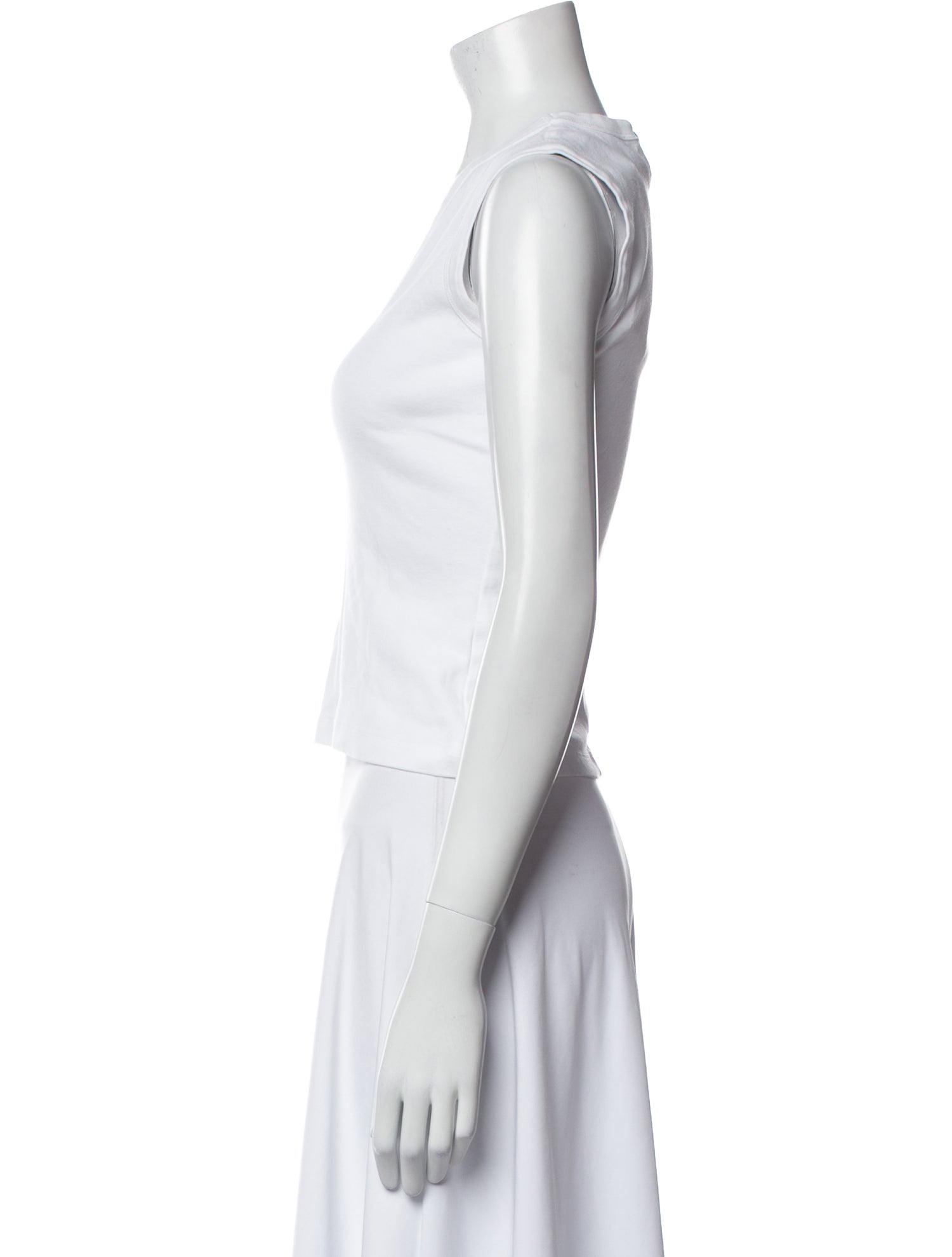 Flore Flore V-Neck Sleeveless Crop Top