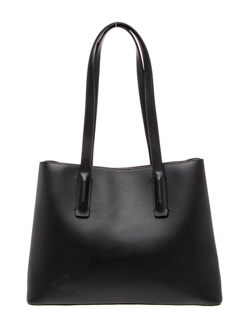 Freja Nyc Leather Shoulder Bag