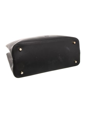 Freja Nyc Leather Shoulder Bag