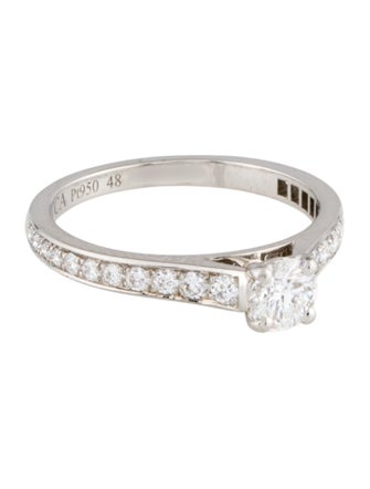 Van Cleef & Arpels Romance Solitaire Engagment Ring