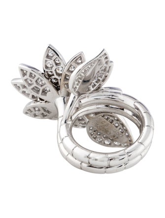 Van Cleef & Arpels Lotus Between the Finger Ring