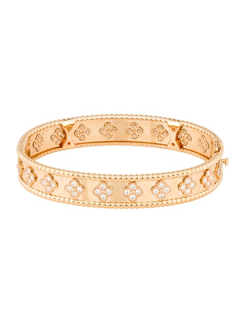 Van Cleef & Arpels Medium Perlée Clovers Bracelet