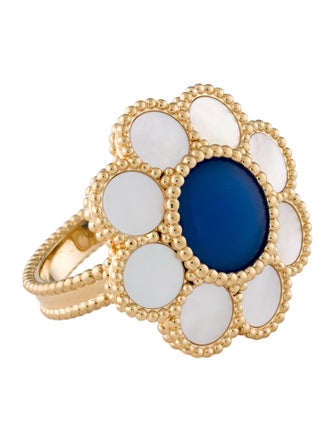 Van Cleef & Arpels Mother Of Pearl Pâquerette Ring