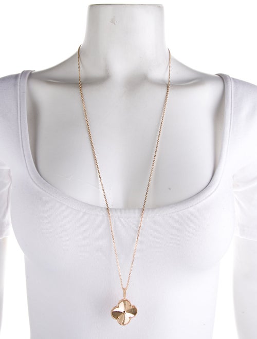Van Cleef & Arpels Magic Alhambra Long Necklace, 1 Motif