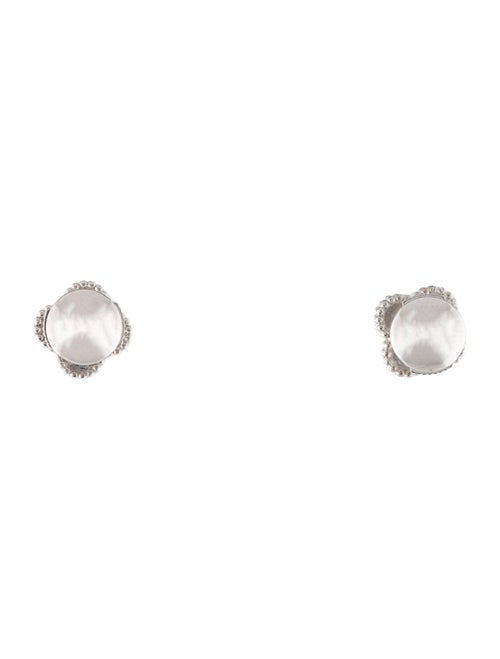 Van Cleef & Arpels Mother of Pearl Sweet Alhambra Earstuds