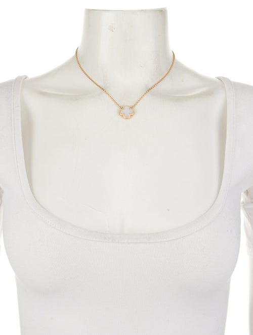 Van Cleef & Arpels Mother Of Pearl Pure Alhambra Pendant Necklace