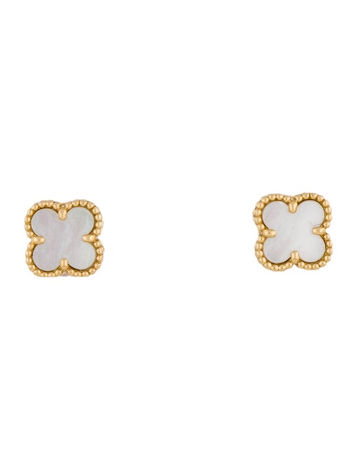 Van Cleef & Arpels Mother of Pearl Sweet Alhambra Earstuds
