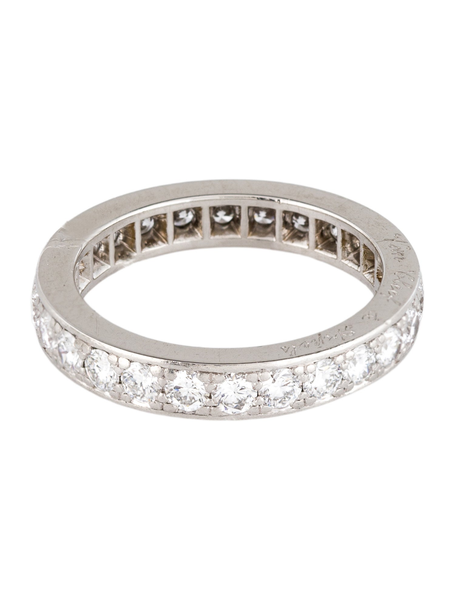 Van Cleef & Arpels Diamond Romance Wedding Band