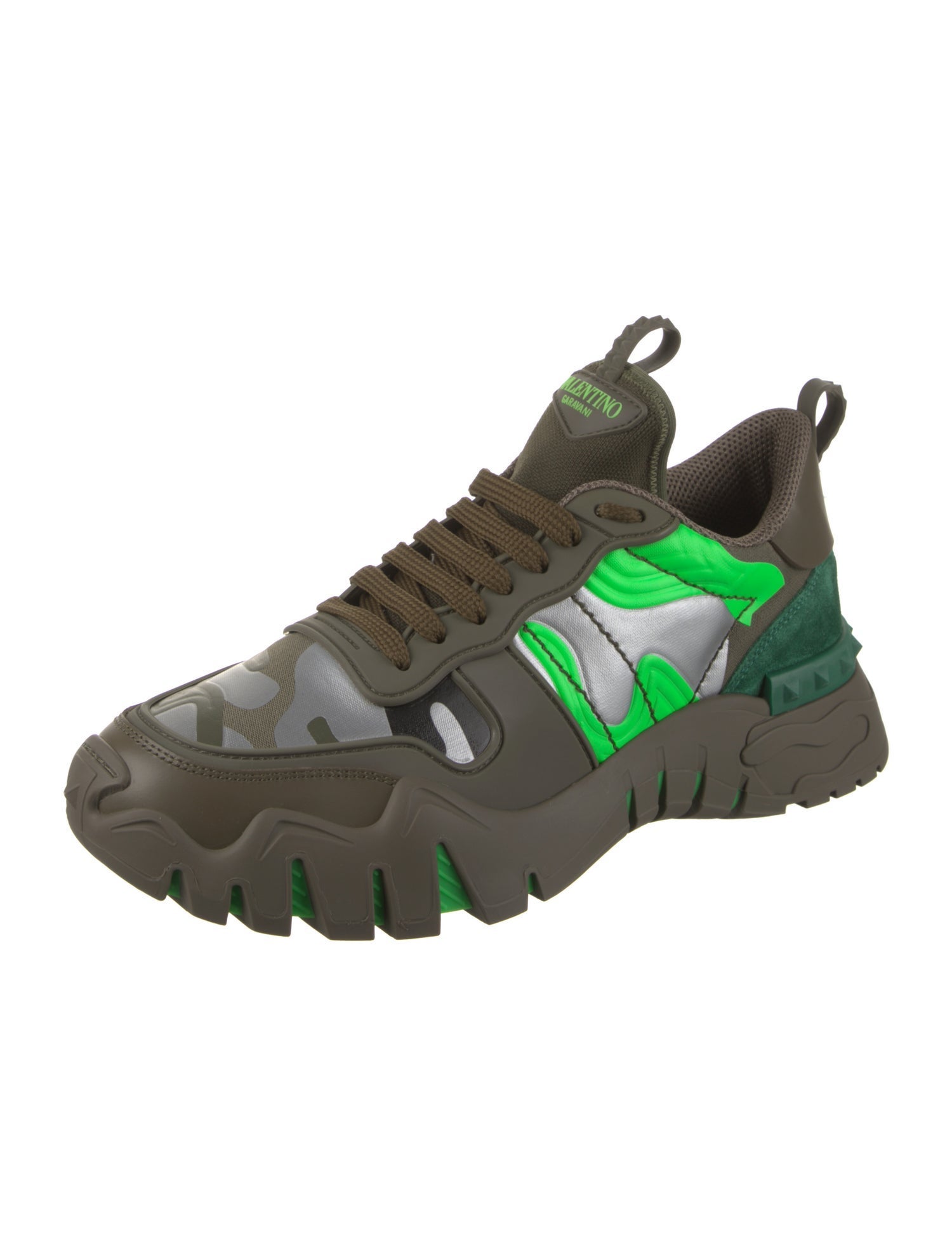 rockstud sneakers valentino