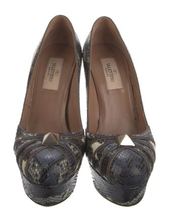 Valentino Rockstud Accents Animal Print Pumps