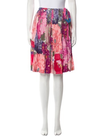 Valentino Shorts Silk Knee-Length Us4, It40 | S