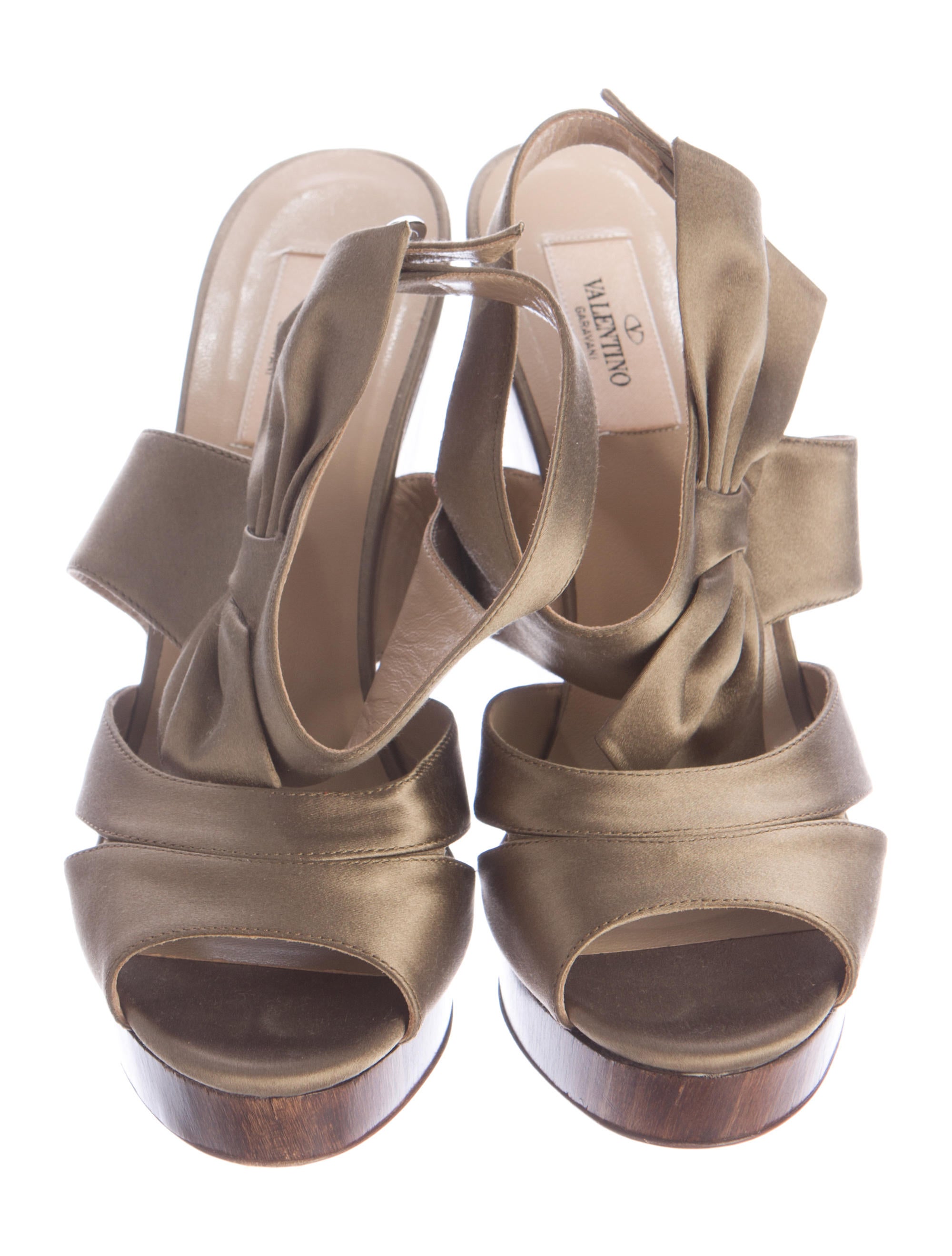 bow wedge sandals