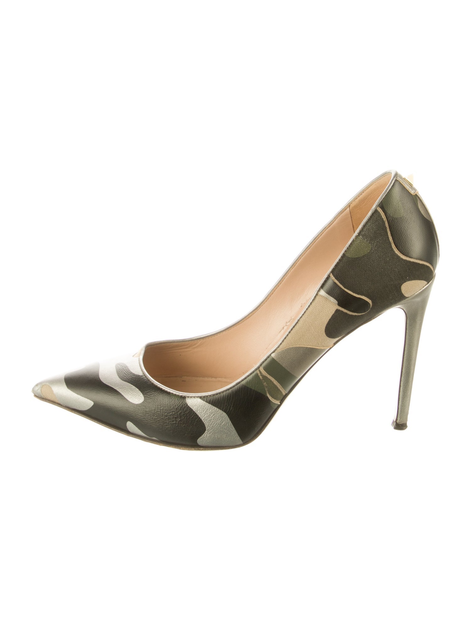 Valentino Rockstud Accents Leather Pumps