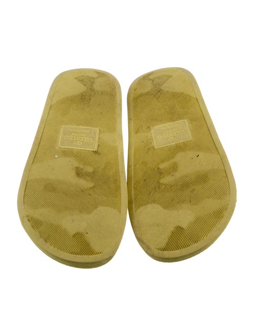 Valentino Rockstud Accents Rubber Slides