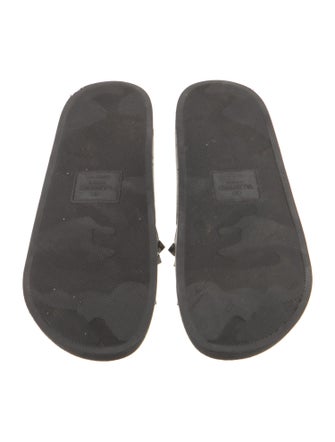 Valentino Rockstud Accents Rubber Slides