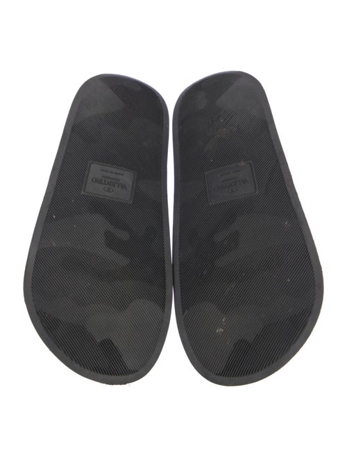 Valentino Rockstud Accents Rubber Slides