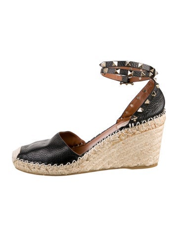 Valentino Pumps Rockstud Accents Leather D'Orsay IT 40 | 10