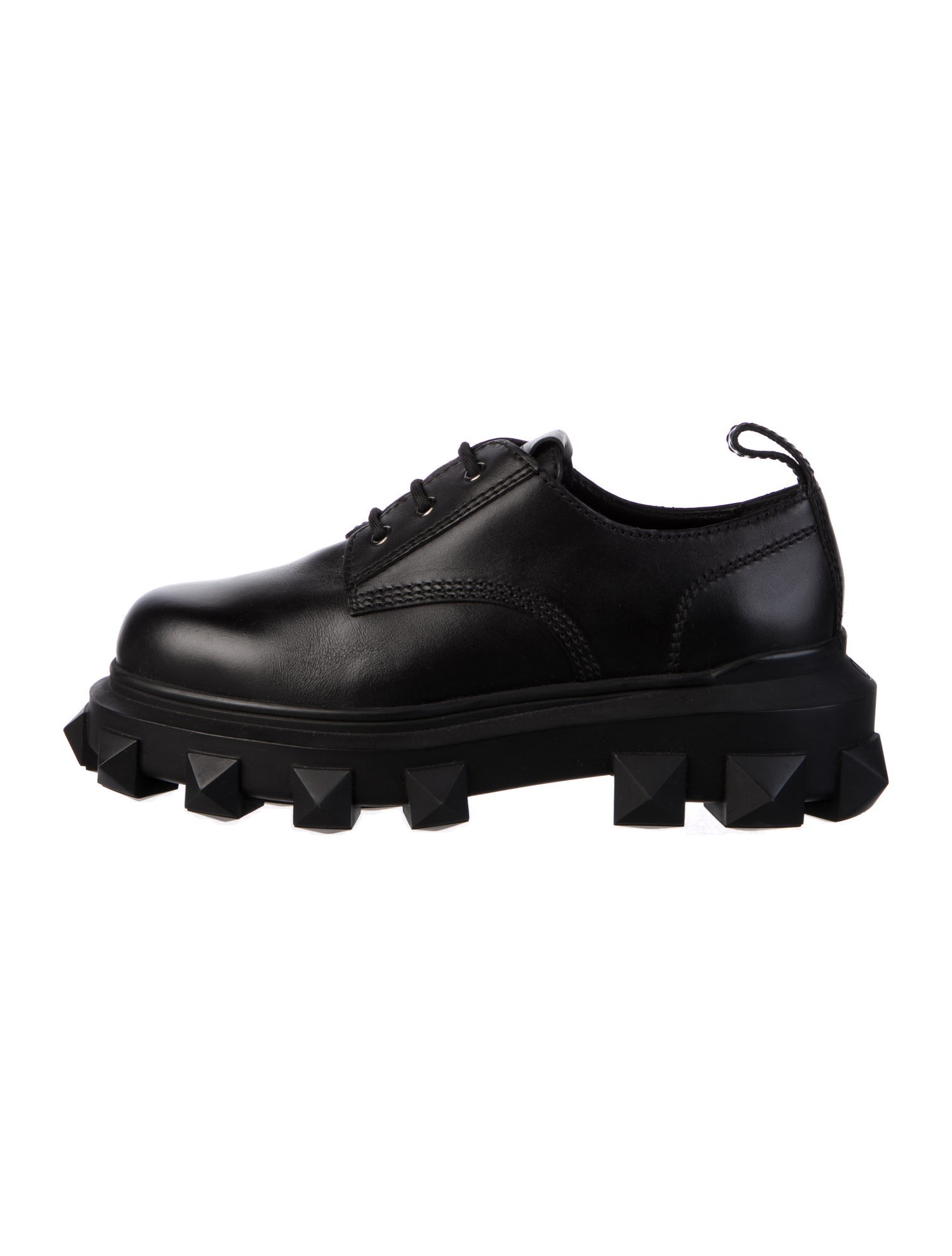 Chanel 2023 Interlocking CC Logo Sneakers - Black Sneakers