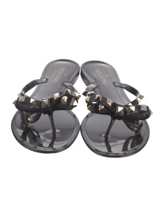 Valentino Rockstud Accents Rubber Slides