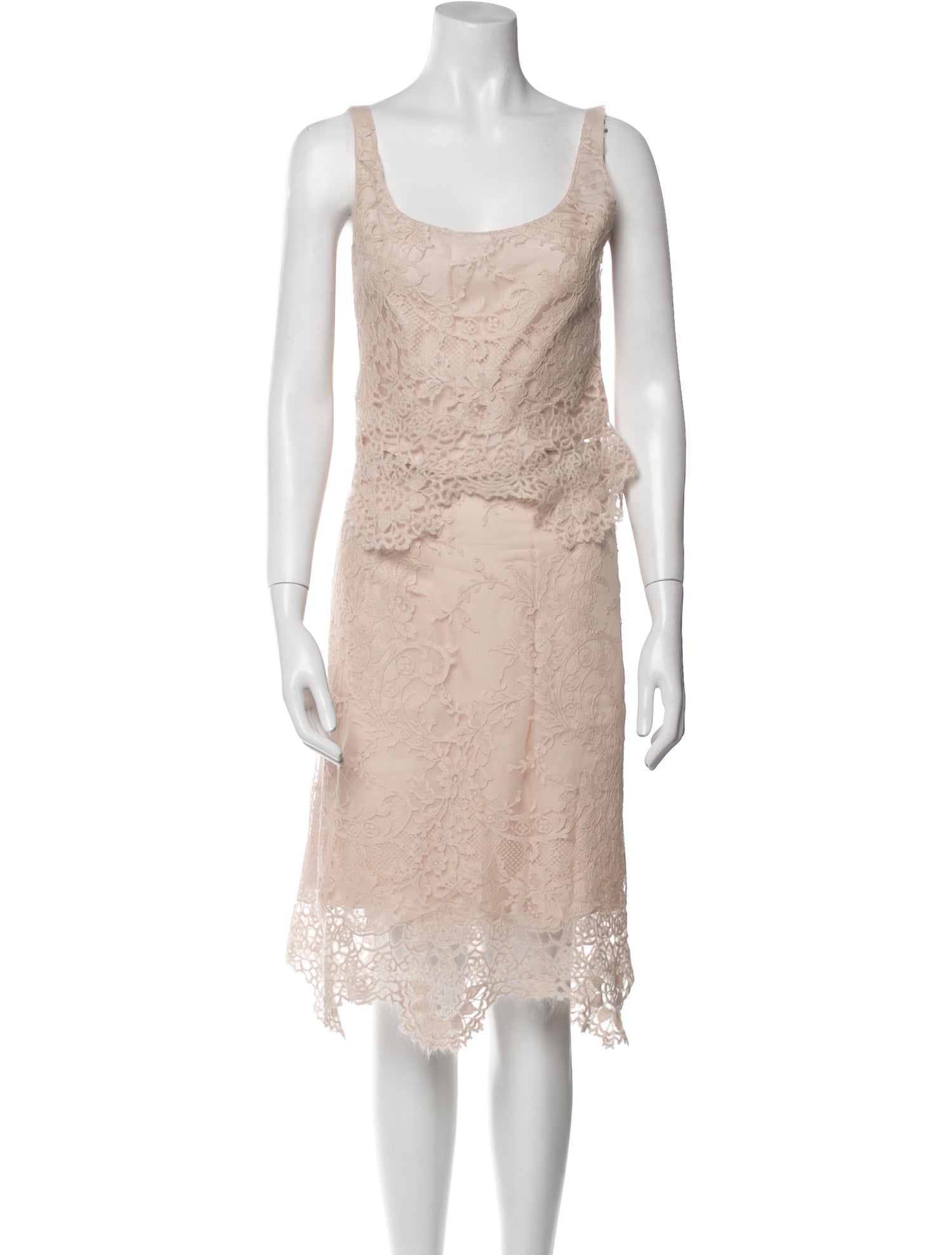 Valentino Lace Pattern