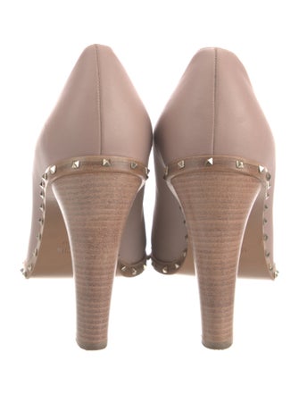Valentino Rockstud Accents Leather Pumps